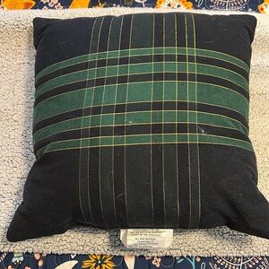 Decorative pillow